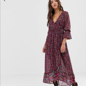 SIZE L NWOT PERFECT FALL DRESS